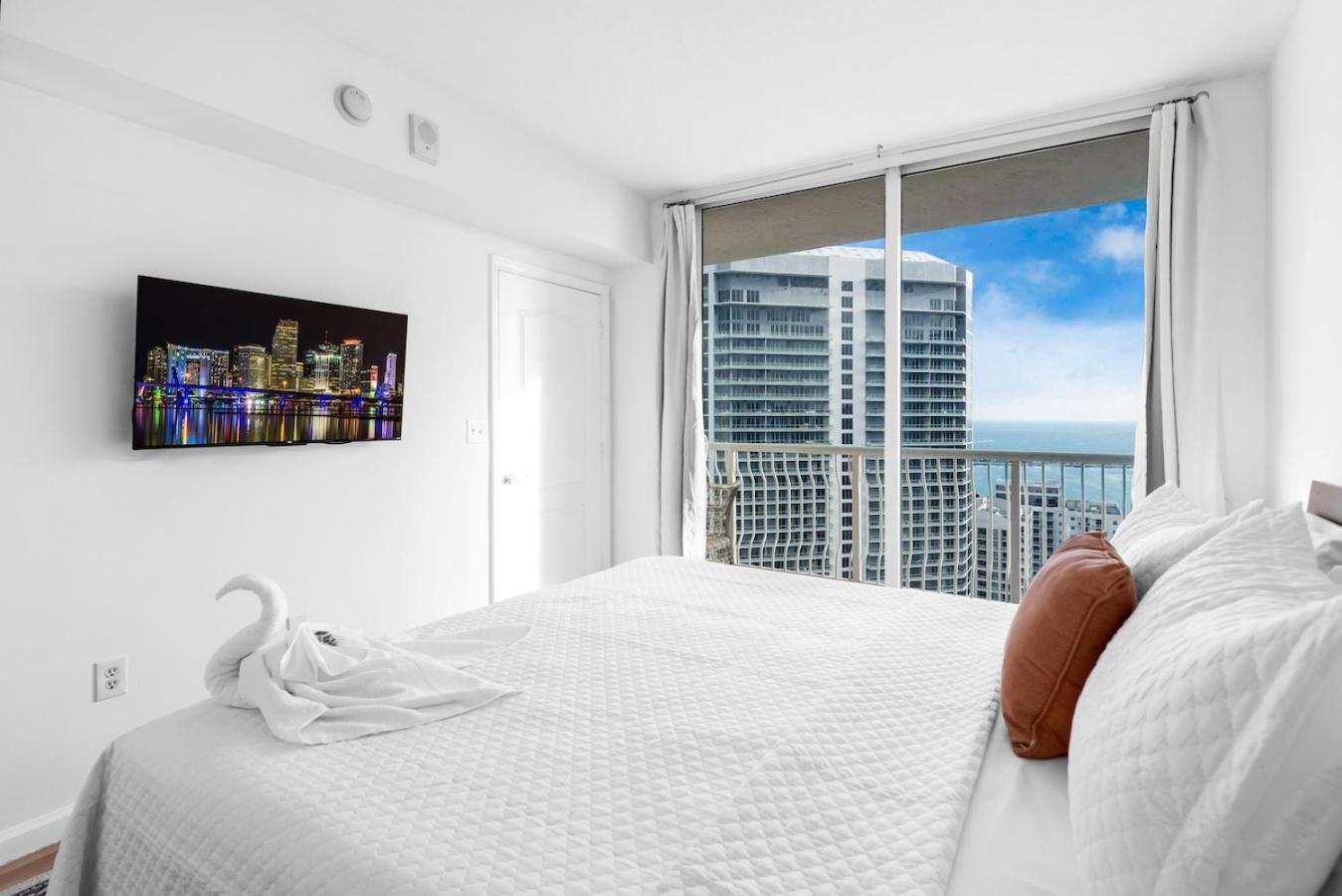 Spacious 2 Bed Unit In Brickell With Free Parking Miami Eksteriør billede