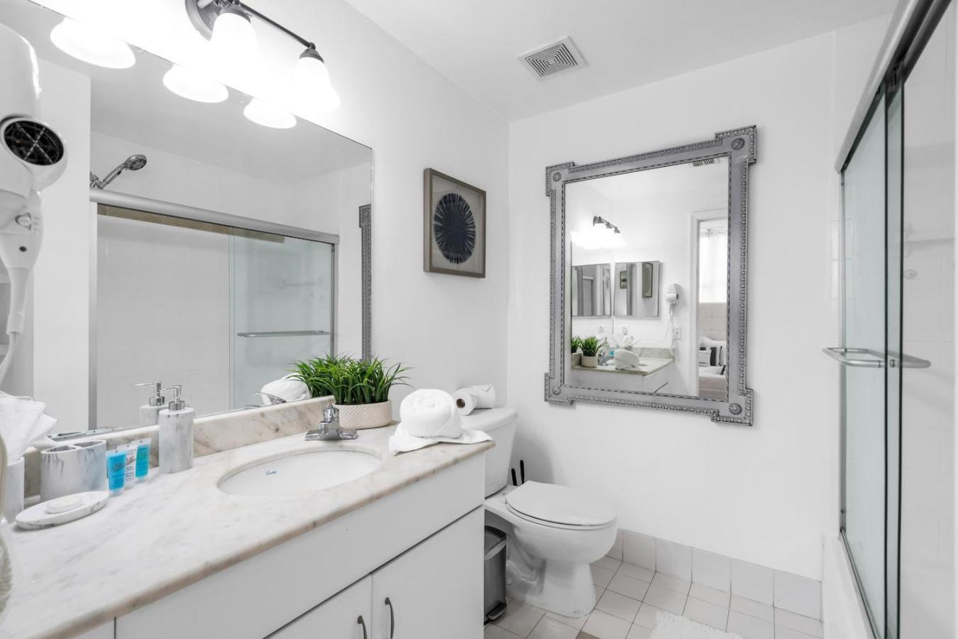 Spacious 2 Bed Unit In Brickell With Free Parking Miami Eksteriør billede
