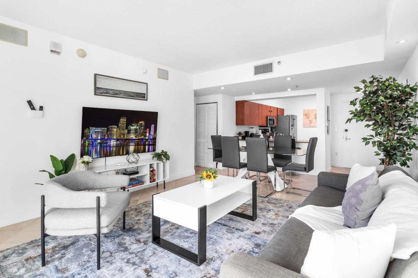 Spacious 2 Bed Unit In Brickell With Free Parking Miami Eksteriør billede